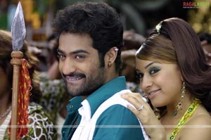 NTR, Hansika, Tanisha