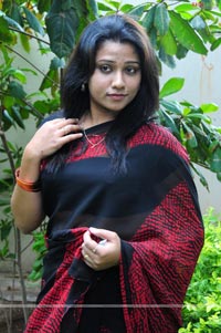 Jyothi at Saarai Veerraju Press Meet