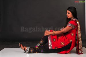 Sindhu Menon Photo Gallery