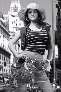 Komal Portfolio Pictures