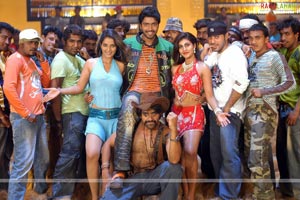 Allari Naresh, Sayali Bhagat, Ruthika