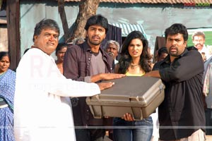 Allari Naresh, Sayali Bhagat, Ruthika