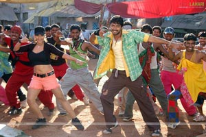 Allari Naresh, Sayali Bhagat, Ruthika