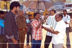 Allari Naresh, Sayali Bhagat, Ruthika