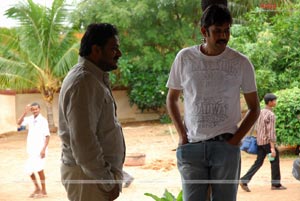 Chintakayala Ravi Working Stills