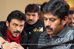 Chintakayala Ravi Working Stills