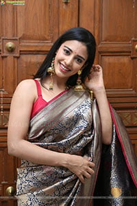 Daksha Nagarkar at Ravanasura Pre Release Event