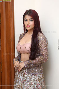 Edin Rose at Ravanasura Pre-Release Event