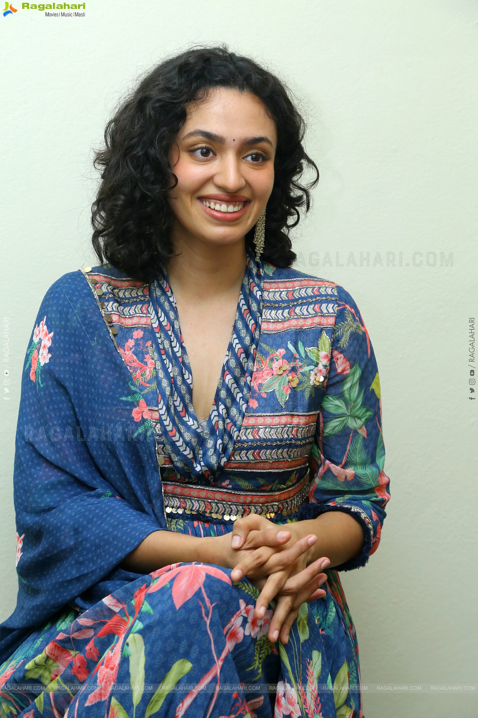 Malvika Nair at Anni Manchi Shakunamule Interview, HD Gallery