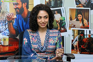 Actress Malvika Nair at Anni Manchi Shakunamule Interview