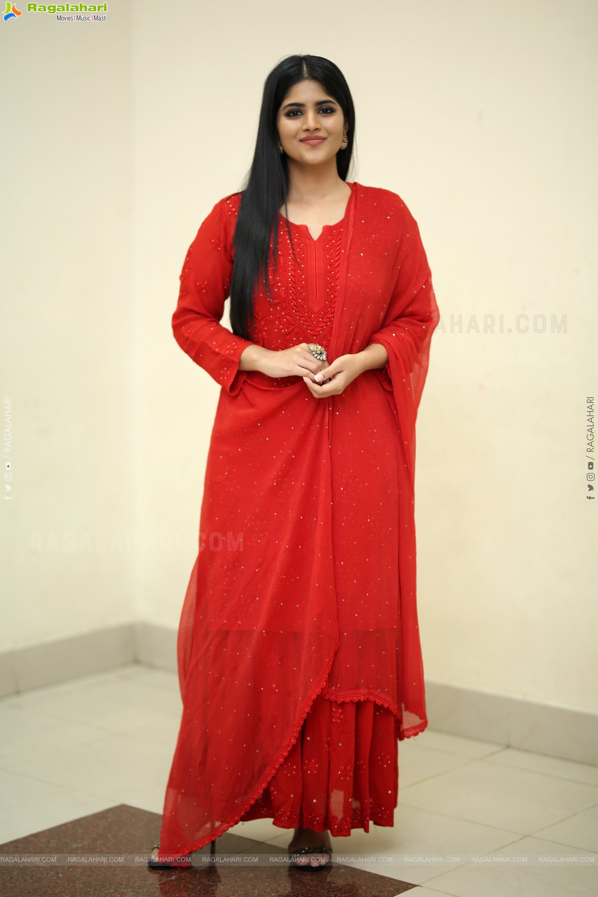 Megha Akash at Ravanasura Pre-Release Event, HD Gallery