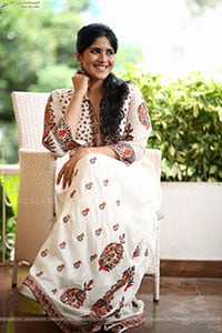 Megha Akash at Ravanasura Interview