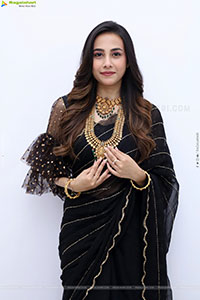 Nishat Shaik stills in Black Saree