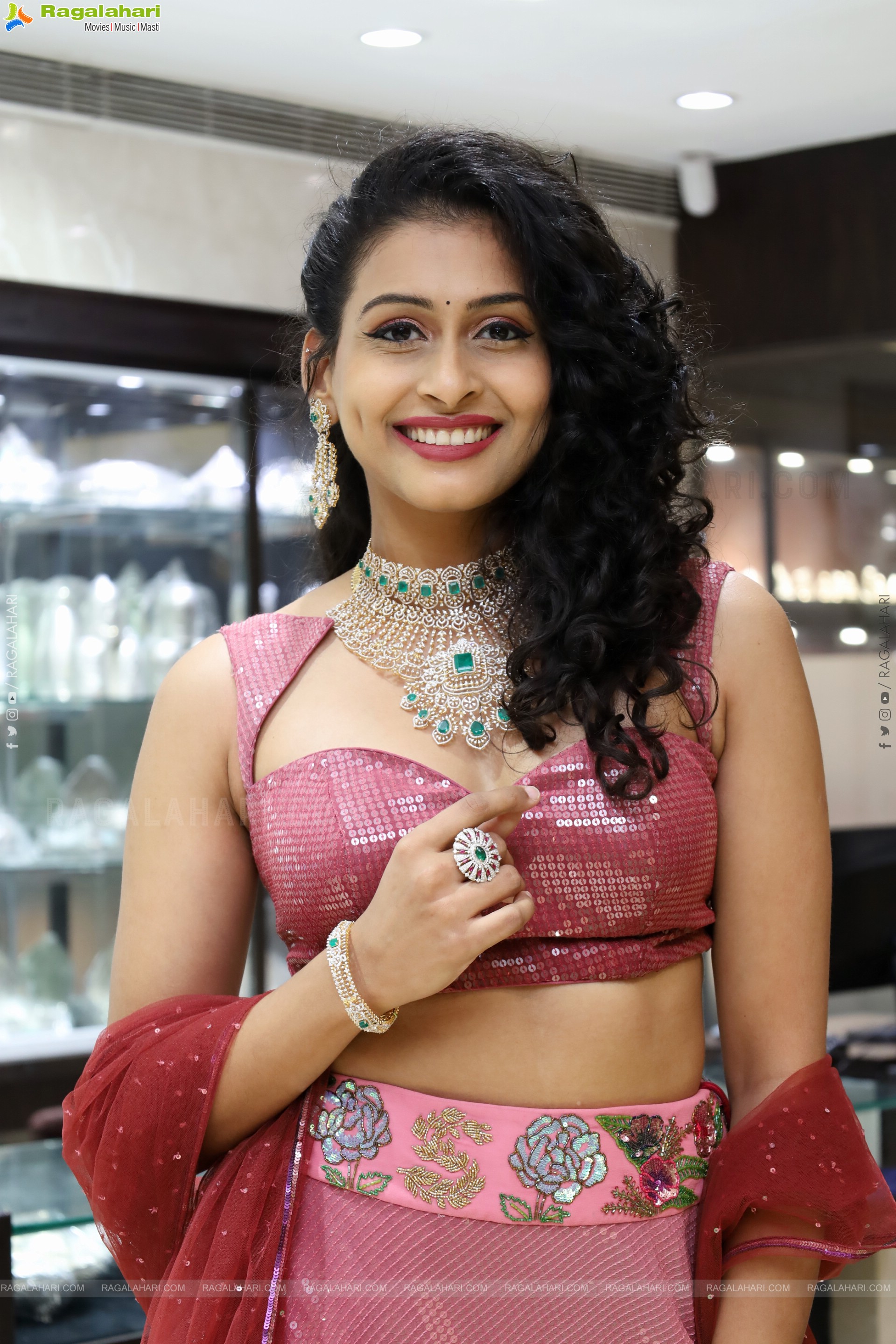 Nitya Naresh at Manepally Jewellers Akshaya Tritiya Special Jewellery Launch, HD Photo Gallery
