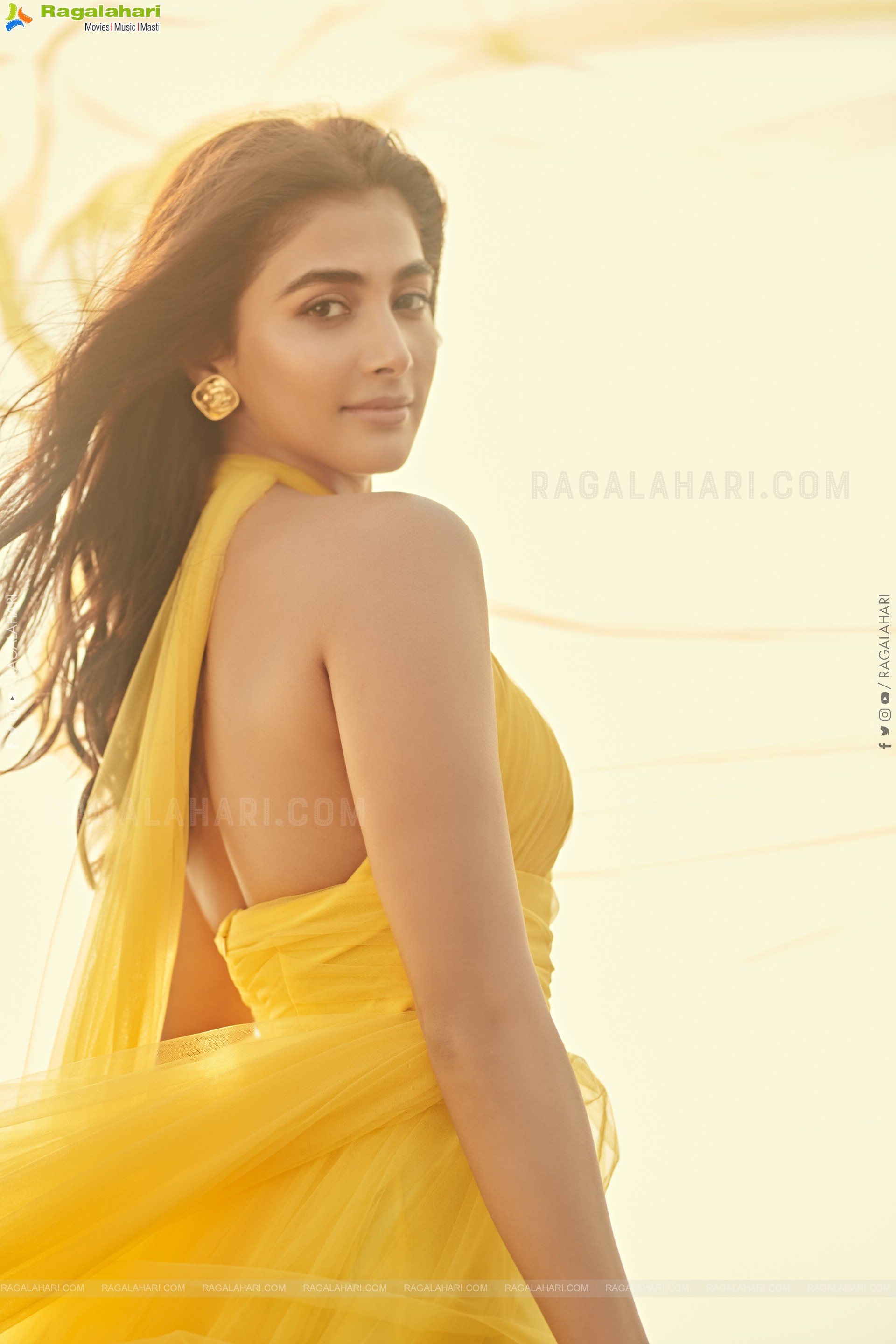 Pooja Hegde Latest Photoshoot, HD Photo Gallery