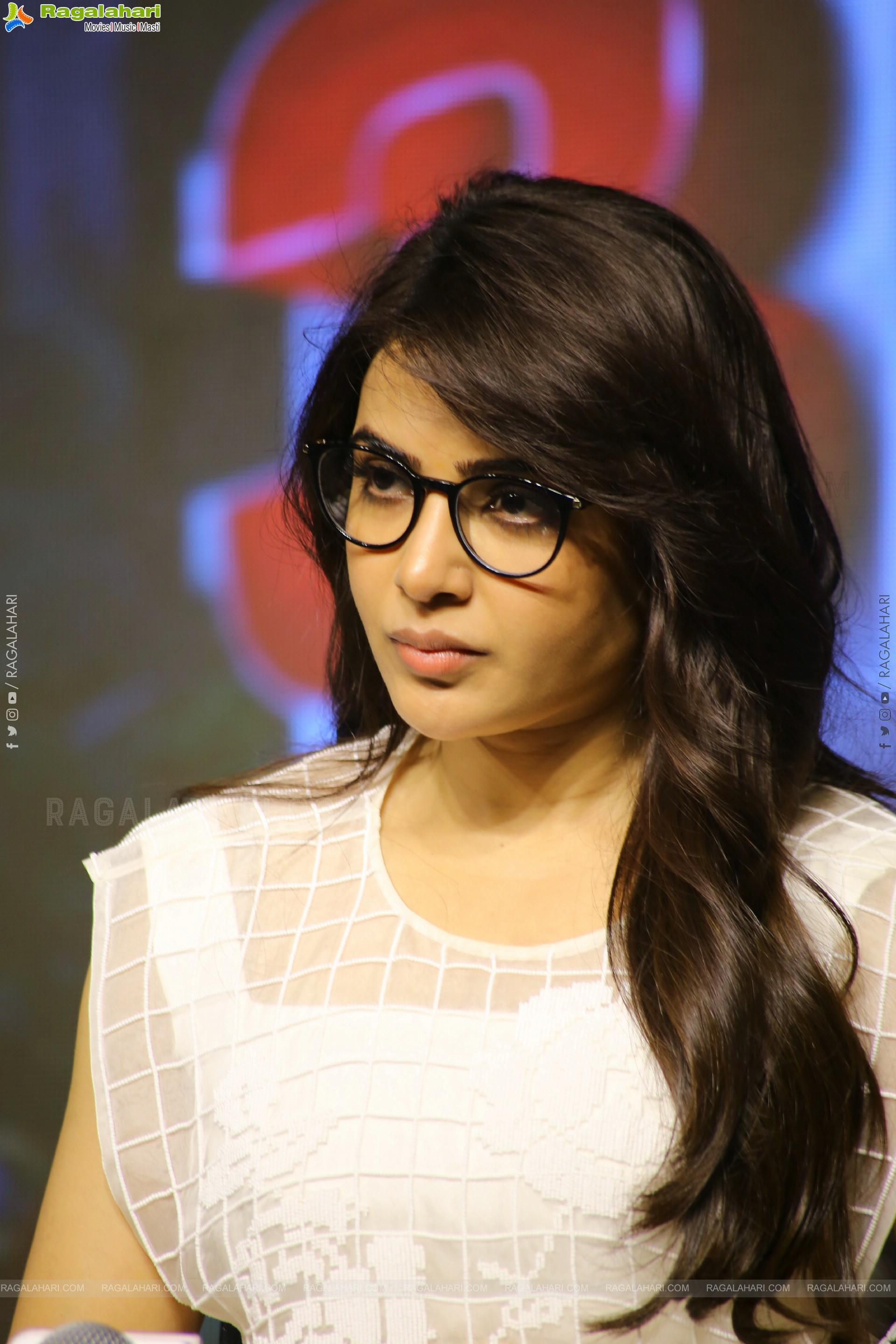 Samantha at Shaakuntalam Movie Press Meet, HD Gallery