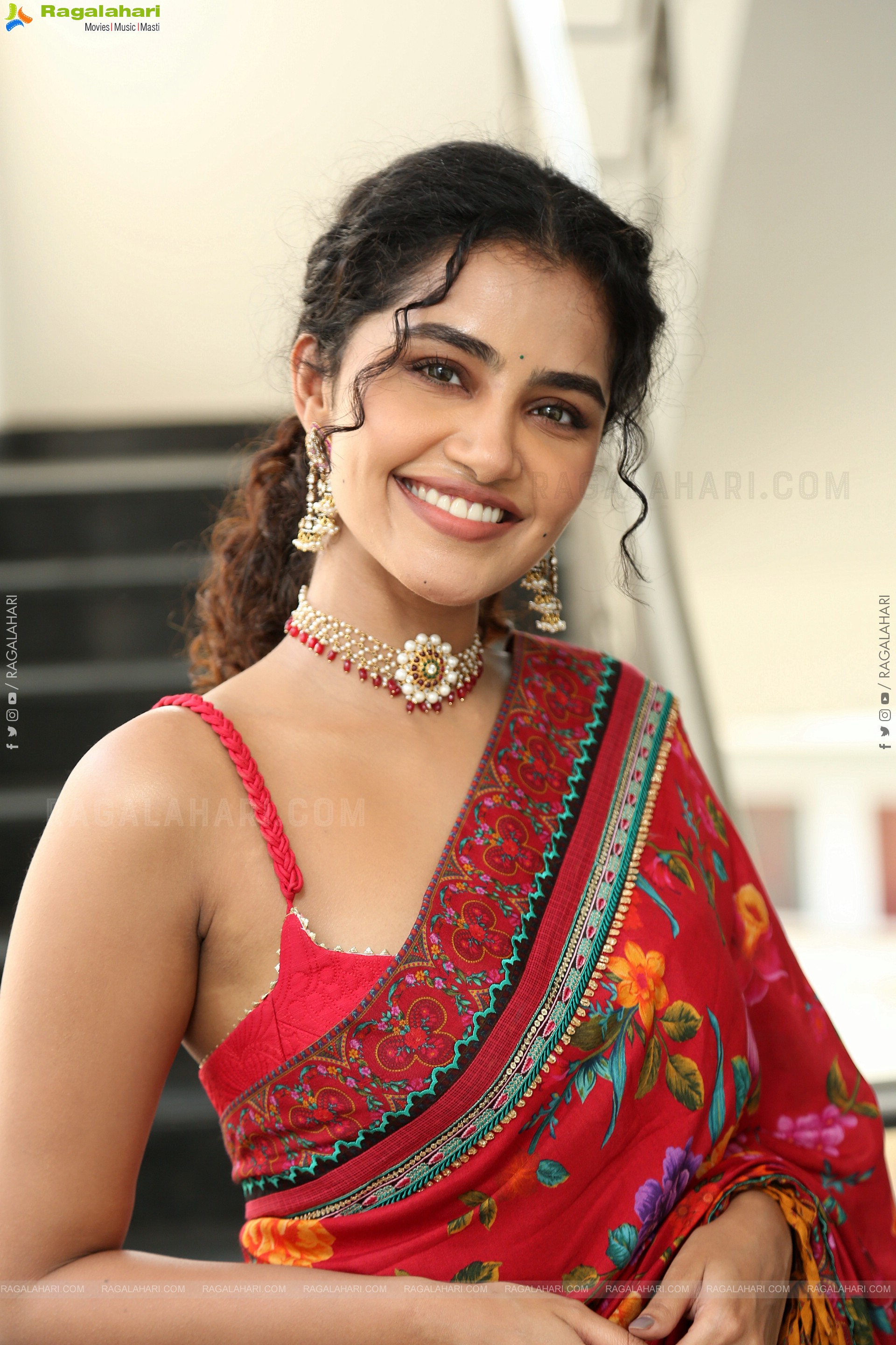 Anupama Parameswaran Latest Stills, HD Gallery