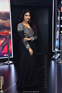 Priyanka Sharma at Pottel Teaser Launch, HD Gallery