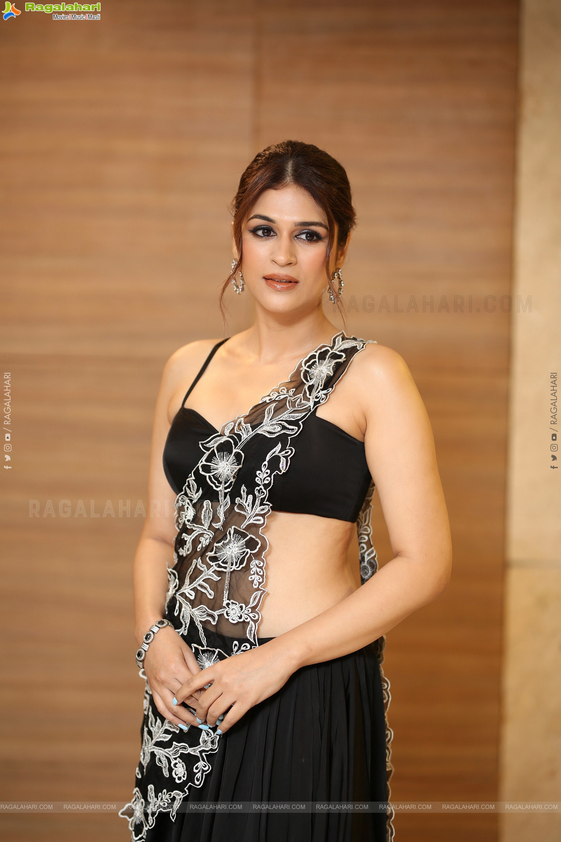 Shraddha Das at Paarijatha Parvam Movie Pre Release event, HD Gallery