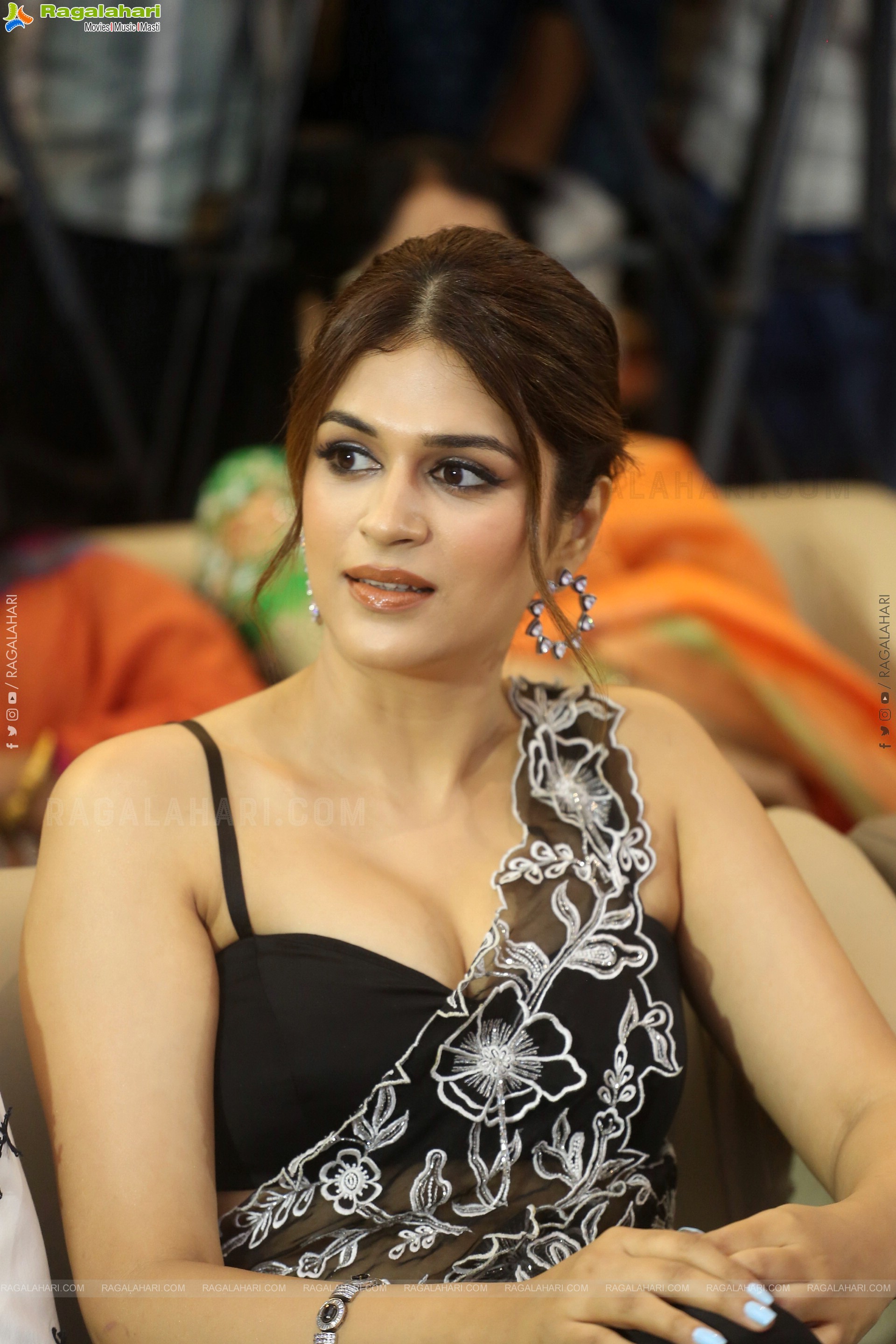 Shraddha Das at Paarijatha Parvam Movie Pre Release event, HD Gallery