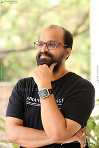 Writer Abburi Ravi at Aa Okkati Adakku Interview, HD Gallery