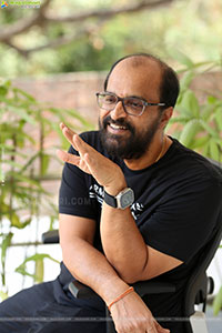 Writer Abburi Ravi at Aa Okkati Adakku Interview, HD Gallery