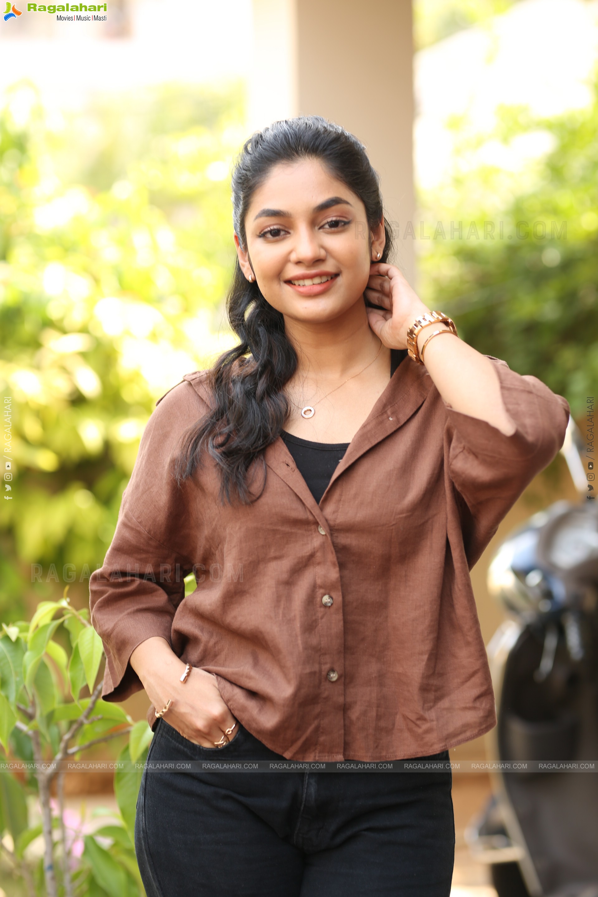 Ivana at #Single Movie Interview, HD Gallery