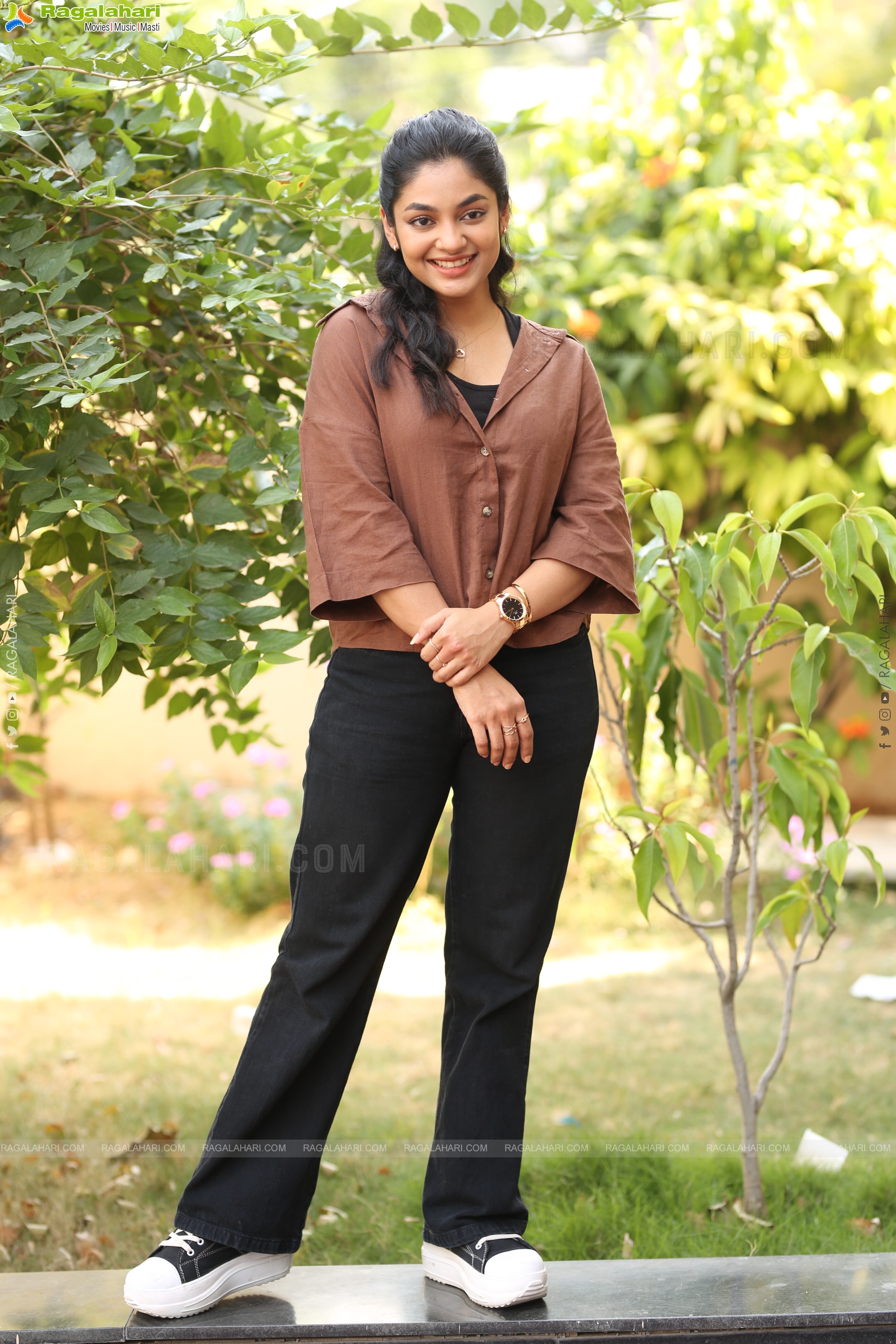 Ivana at #Single Movie Interview, HD Gallery