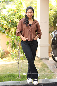 Ivana at Single Movie Interview