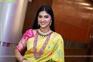 Aparna Reddy HD Photos
