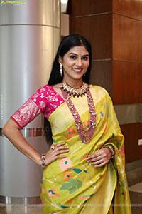 Aparna Reddy HD Photos