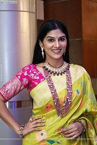 Aparna Reddy HD Photos