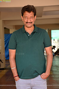 Caarthick Raju at Single Movie Interview, HD Gallery