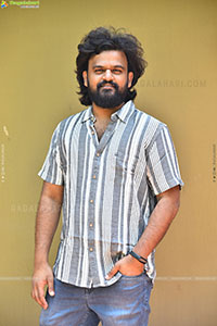 Director Sailesh Kolanu HD Photos