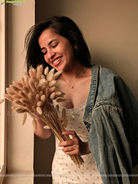 Komalee Prasad Latest Photoshoot Stills, HD Gallery