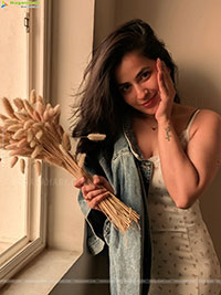 Komalee Prasad Latest Photoshoot Stills, HD Gallery