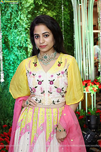 Mounika Dakoju HD Photos