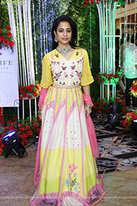 Mounika Dakoju HD Photos