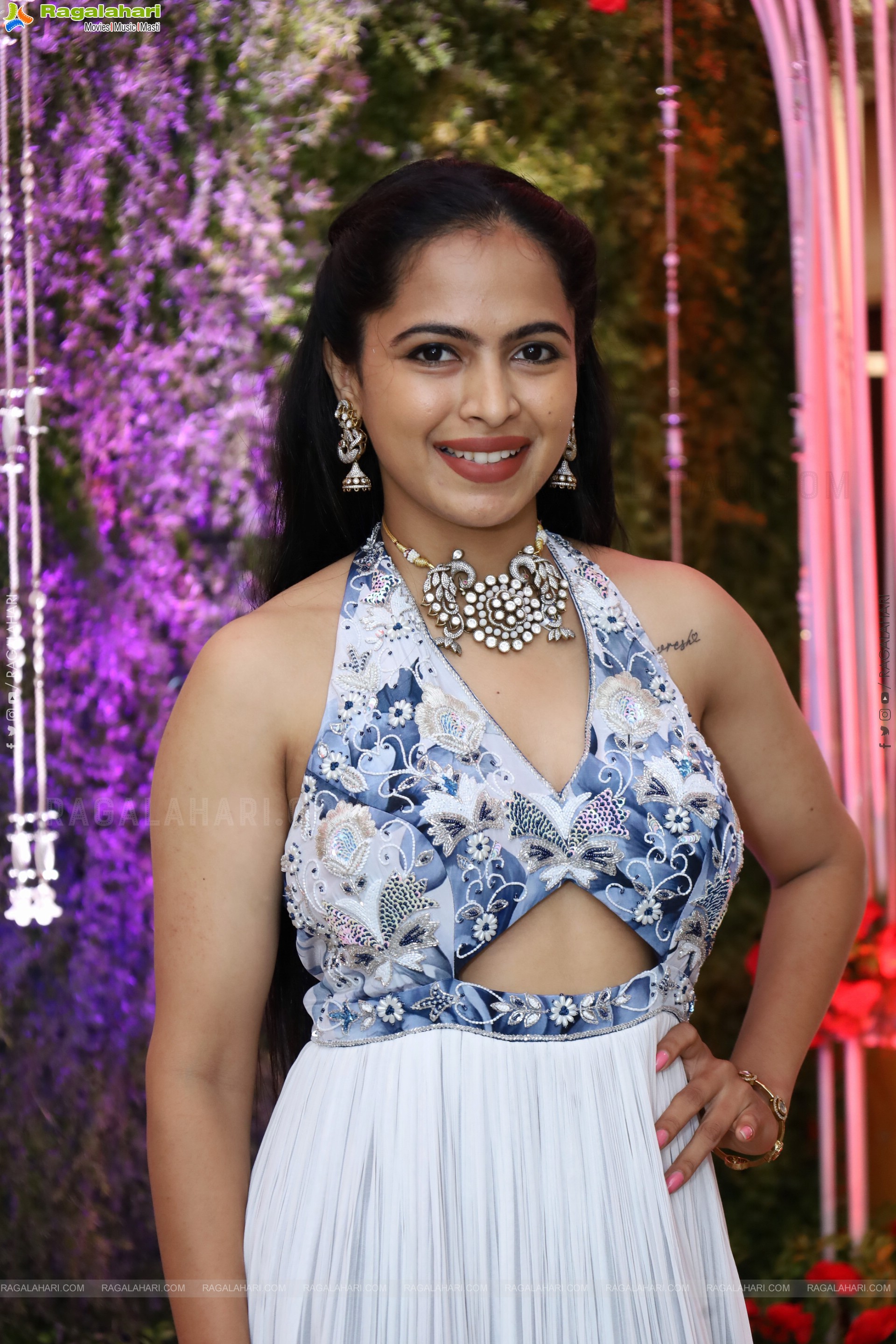 Neha Shukla Latest Photoshoot Stills, HD Gallery