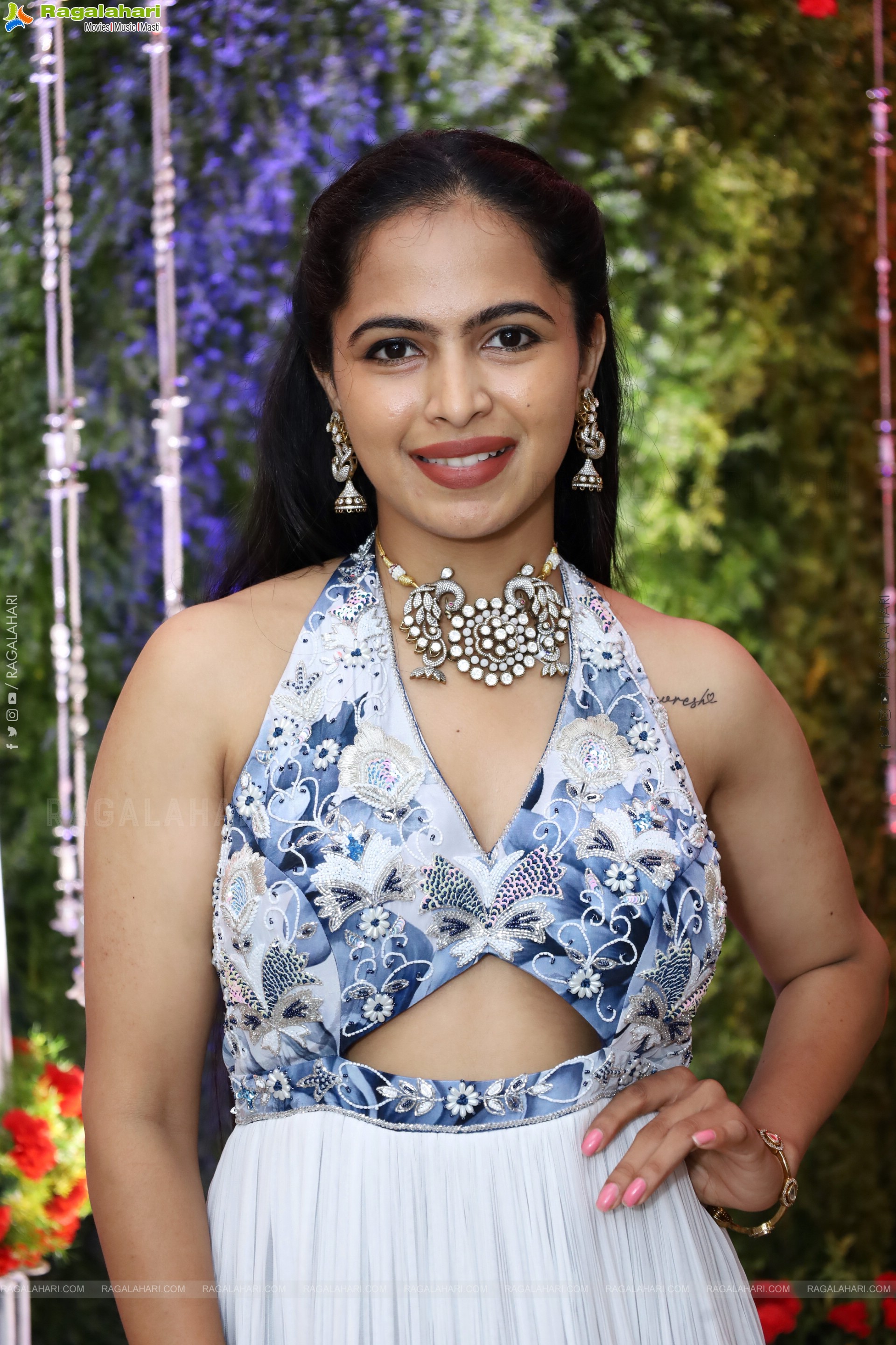 Neha Shukla Latest Photoshoot Stills, HD Gallery