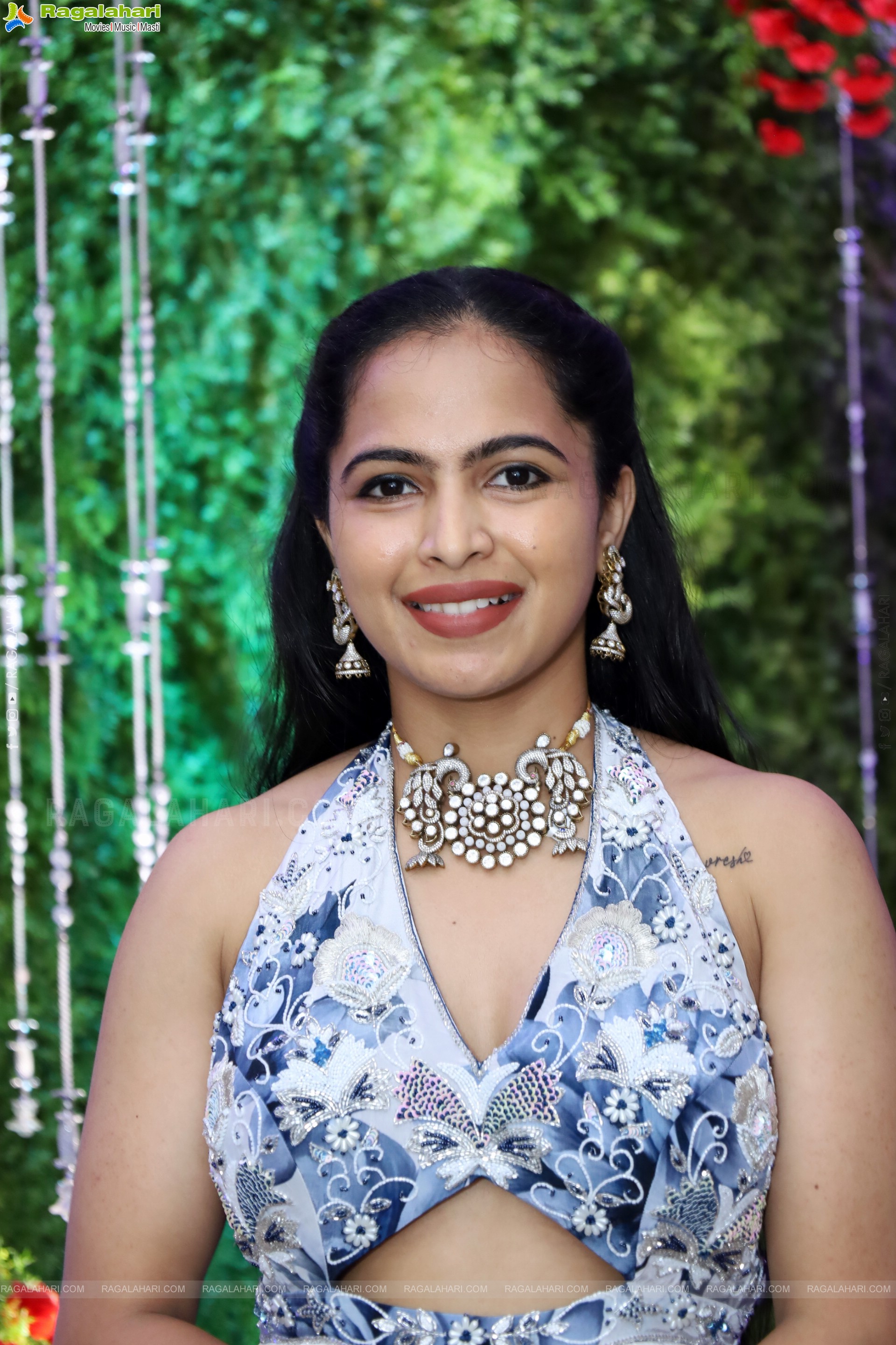 Neha Shukla Latest Photoshoot Stills, HD Gallery