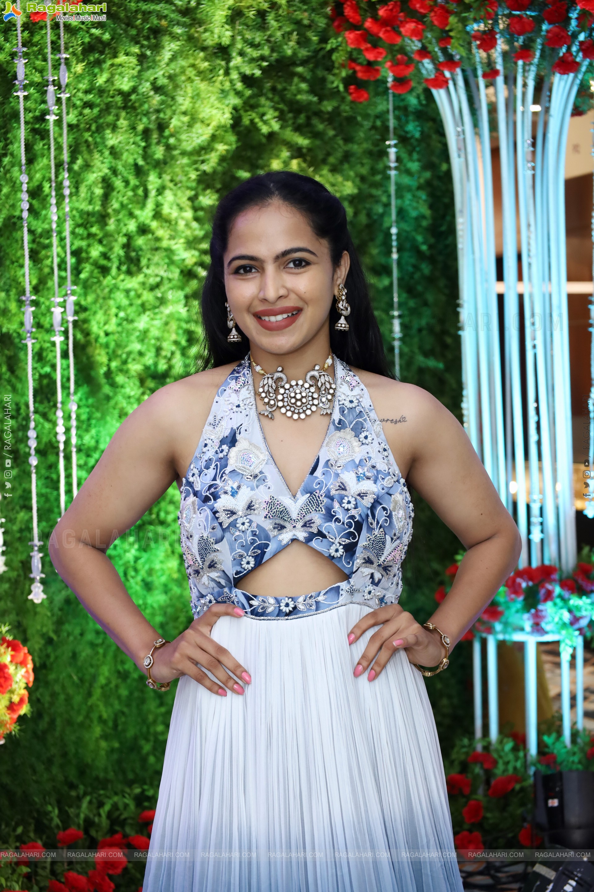 Neha Shukla Latest Photoshoot Stills, HD Gallery