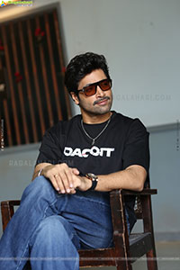 Adivi Sesh at Dacoit Movie Interview, HD Gallery 