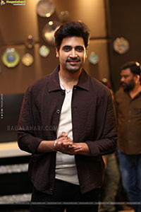 Adivi Sesh at Dacoit Movie Trailer Launch, HD Gallery