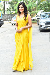 Athulya Ravi stills in Yellow Saree, HD Gallery