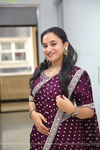 Bhuvaneshwari stills in Traditional Saree, HD Gallery