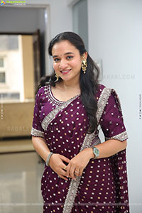 Bhuvaneshwari stills in Traditional Saree, HD Gallery
