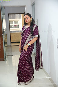 Bhuvaneshwari stills in Traditional Saree, HD Gallery