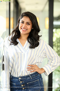 Faria Abdullah at Gaaya Padda Simham Interview, HD Gallery 