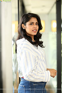 Faria Abdullah at Gaaya Padda Simham Interview, HD Gallery 